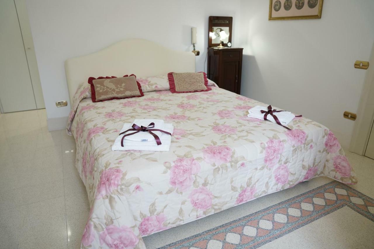 Dimora Del Sedile Hotel Matera Bagian luar foto