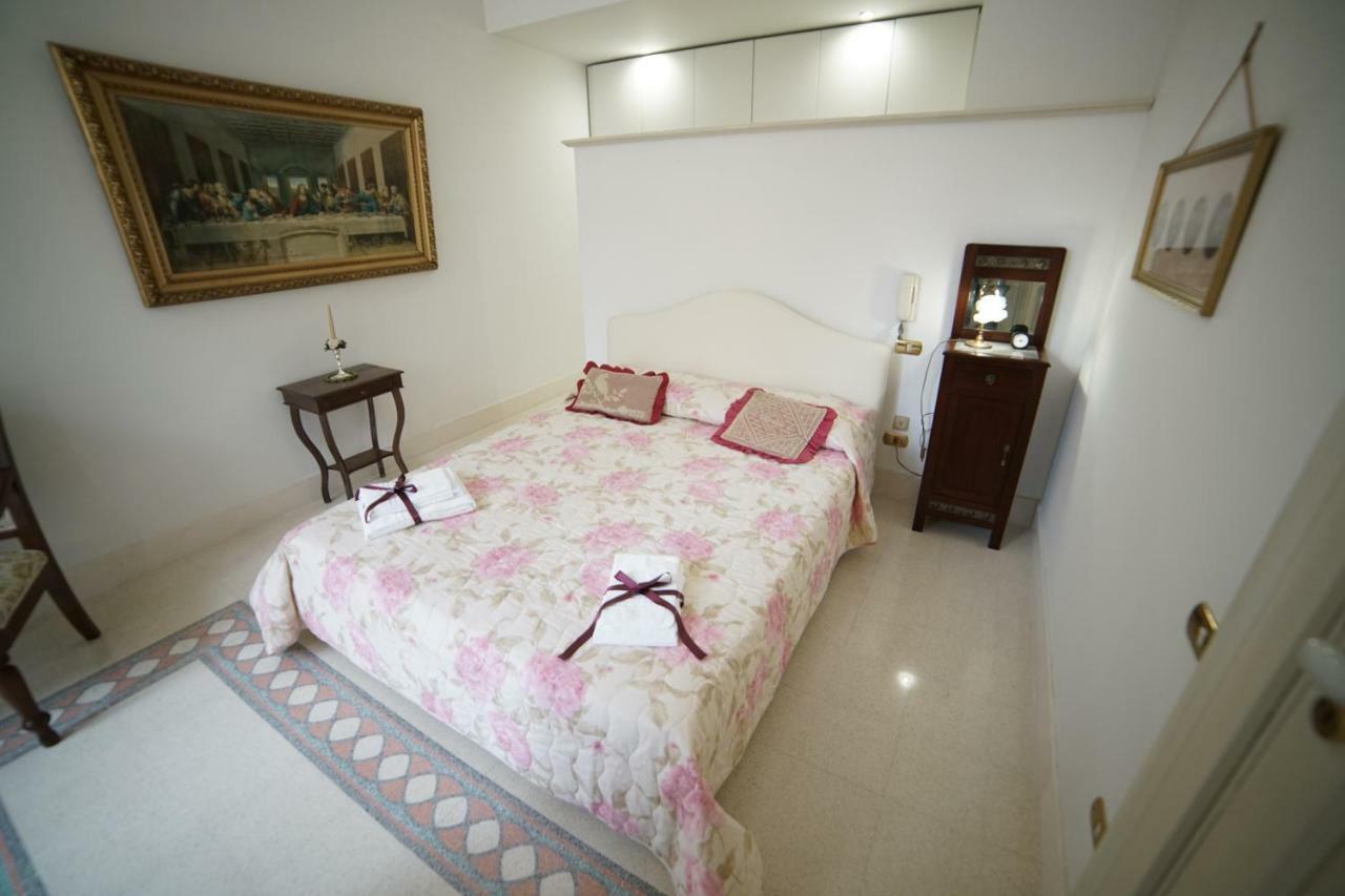 Dimora Del Sedile Hotel Matera Bagian luar foto